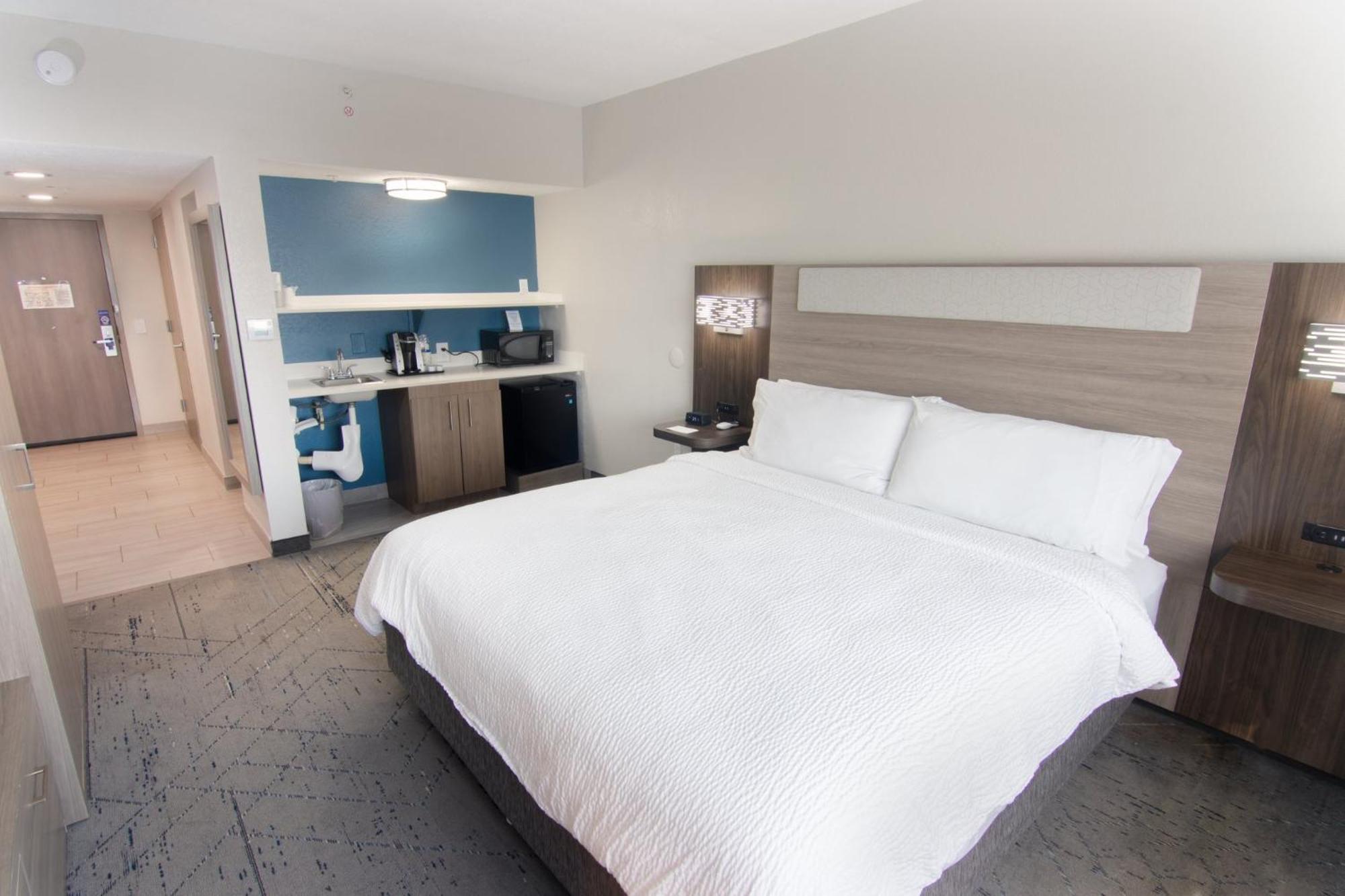 Holiday Inn Express And Suites Fort Lauderdale Airport West By Ihg Davie Exterior photo