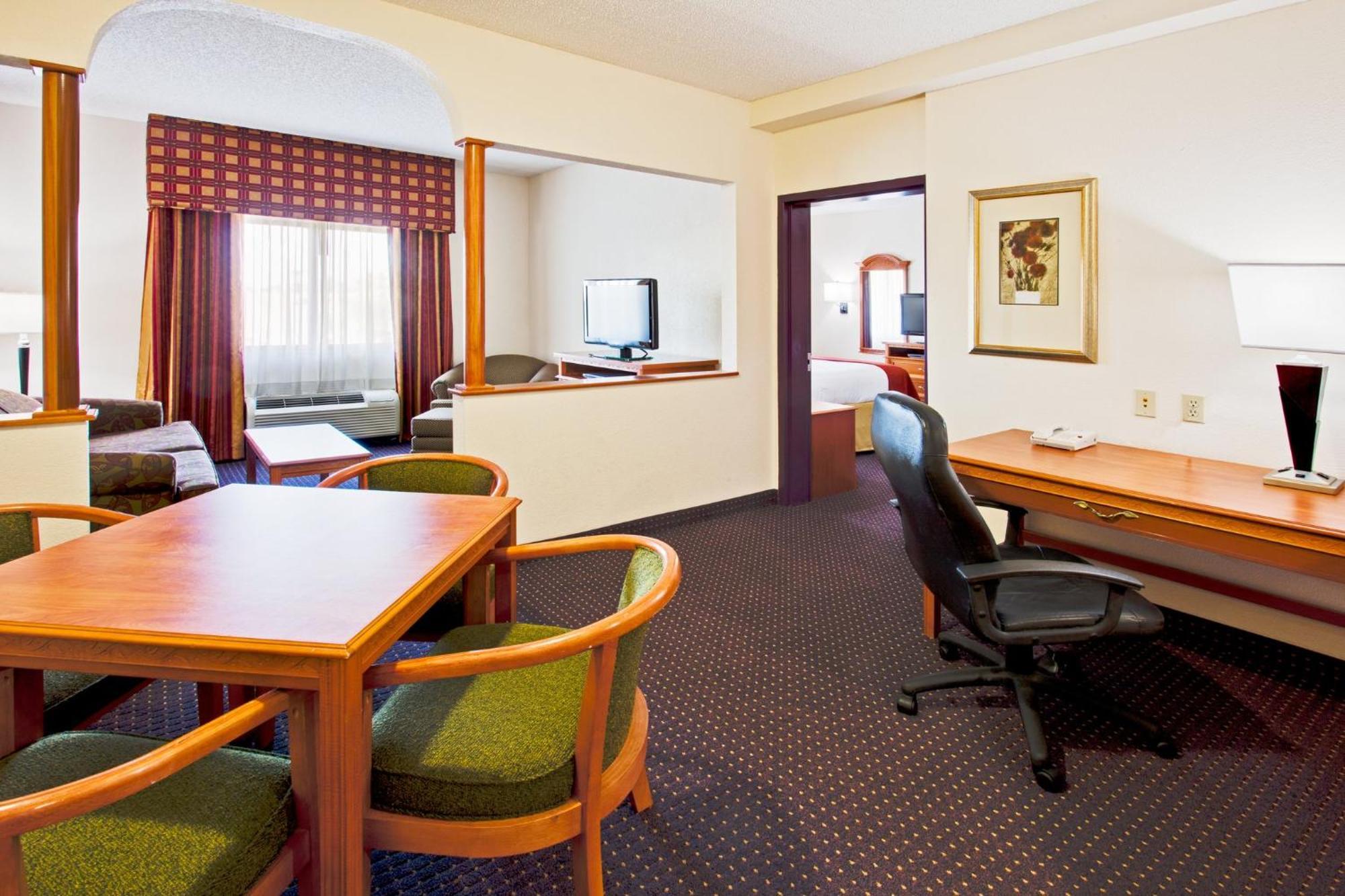 Holiday Inn Express And Suites Fort Lauderdale Airport West By Ihg Davie Exterior photo